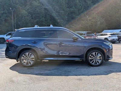 2026 INFINITI QX60 LUXE