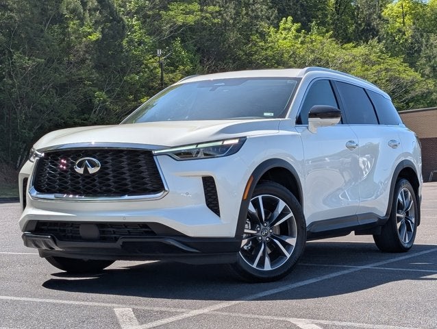 2025 INFINITI QX60 LUXE