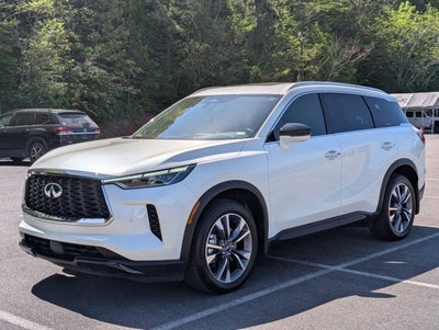 2025 INFINITI QX60 LUXE