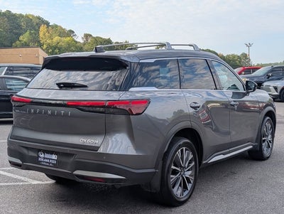 2026 INFINITI QX60 LUXE