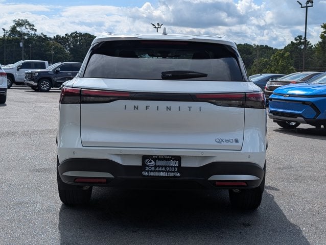 2026 INFINITI QX60 LUXE