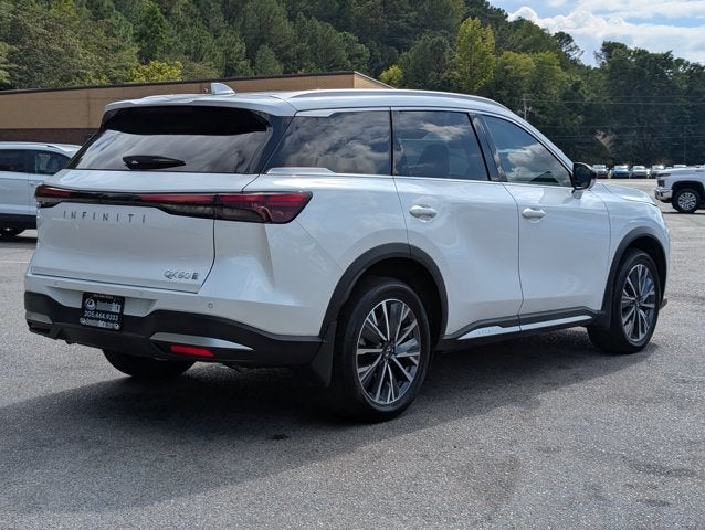 2026 INFINITI QX60 LUXE