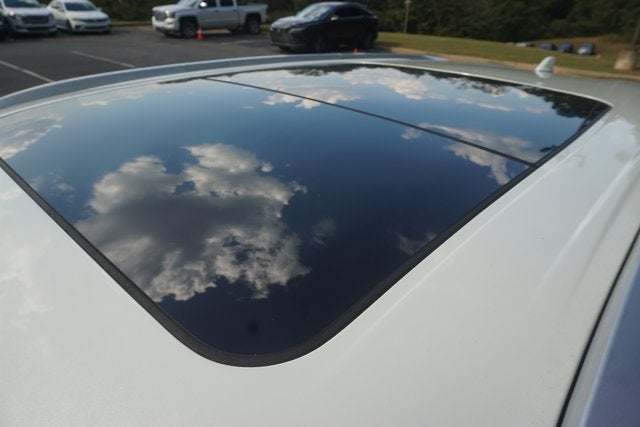 2022 INFINITI QX60 LUXE