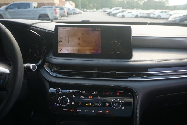 2022 INFINITI QX60 LUXE