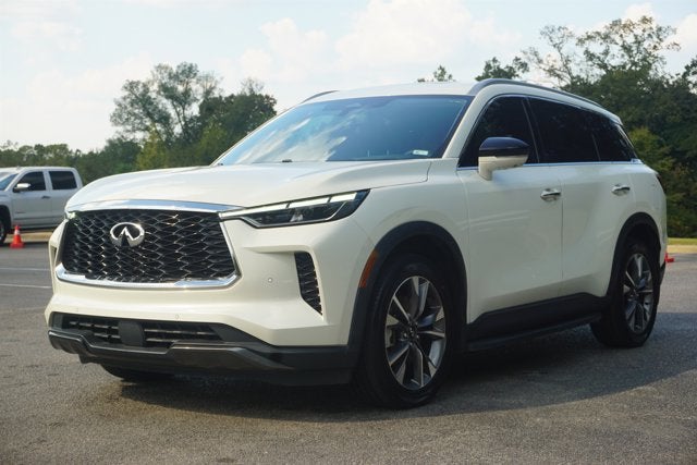 2022 INFINITI QX60 LUXE