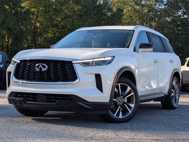 2023 INFINITI QX60 LUXE