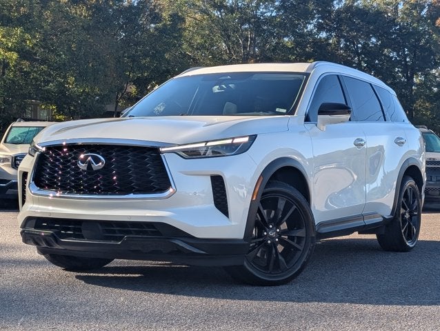 2023 INFINITI QX60 LUXE
