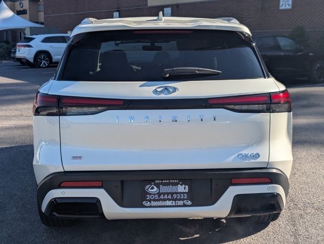 2023 INFINITI QX60 LUXE