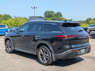 2023 INFINITI QX60 LUXE