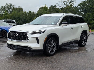 2023 INFINITI QX60 LUXE