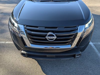 2025 Nissan Pathfinder S