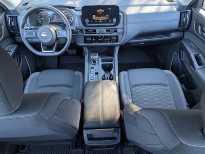 2025 Nissan Pathfinder S