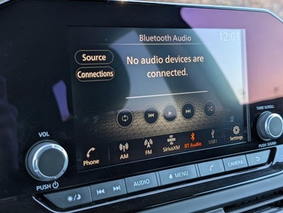 2025 Nissan Pathfinder S