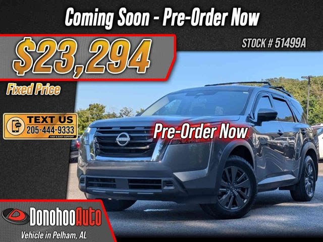 2022 Nissan Pathfinder SV