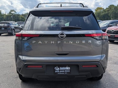 2025 Nissan Pathfinder SV