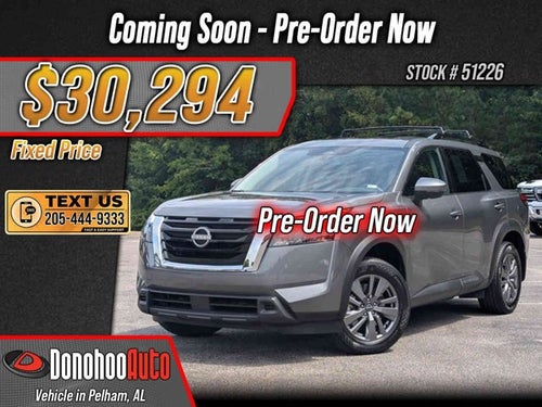 2025 Nissan Pathfinder SV