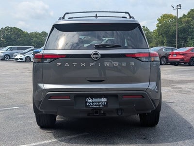 2025 Nissan Pathfinder SV