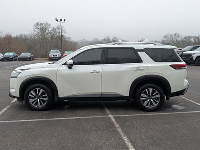 2024 Nissan Pathfinder SL