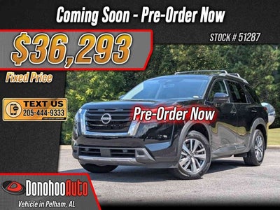 2025 Nissan Pathfinder SL