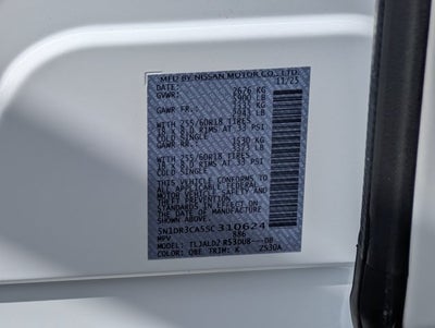 2025 Nissan Pathfinder SL