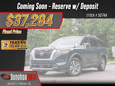 2025 Nissan Pathfinder SL