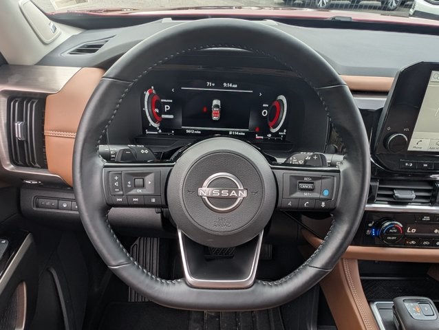 2025 Nissan Pathfinder Platinum