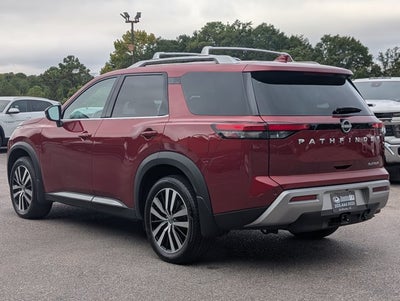 2025 Nissan Pathfinder Platinum