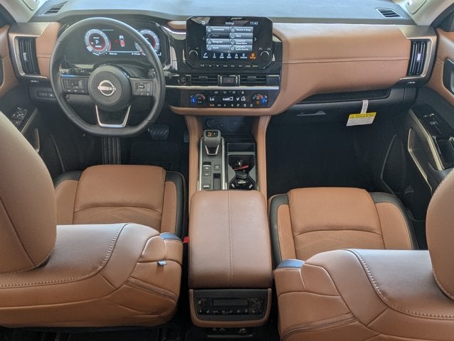 2025 Nissan Pathfinder Platinum