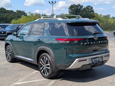 2025 Nissan Pathfinder Platinum