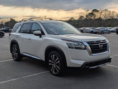 2024 Nissan Pathfinder Platinum