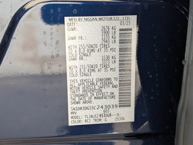 2025 Nissan Pathfinder Platinum