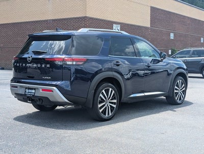 2025 Nissan Pathfinder Platinum