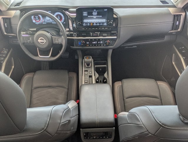 2024 Nissan Pathfinder Platinum