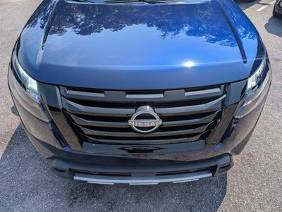 2025 Nissan Pathfinder Platinum