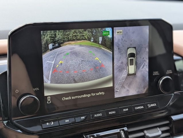 2025 Nissan Pathfinder Platinum