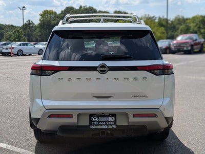 2025 Nissan Pathfinder Platinum