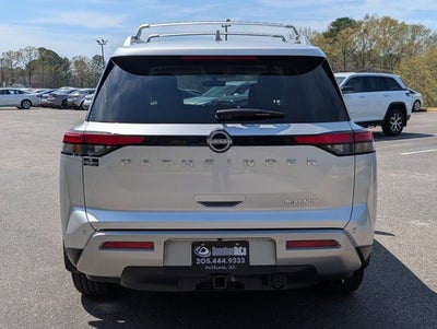 2025 Nissan Pathfinder Platinum