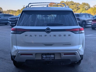2025 Nissan Pathfinder Platinum