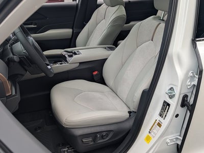 2026 Toyota Grand Highlander Base