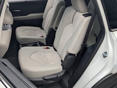 2026 Toyota Grand Highlander Base