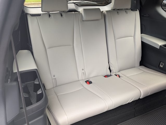 2026 Toyota Grand Highlander Base