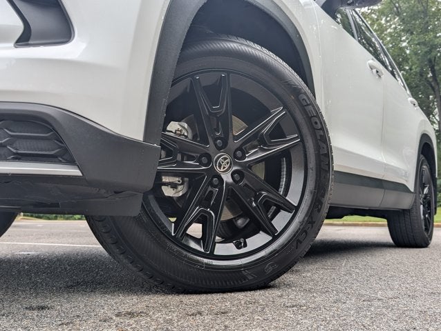 2026 Toyota Grand Highlander Base