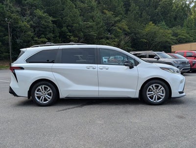 2023 Toyota Sienna XSE 25th Anniversary