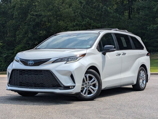 2023 Toyota Sienna XSE 25th Anniversary