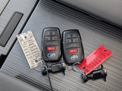 2023 Toyota Sienna XSE 25th Anniversary