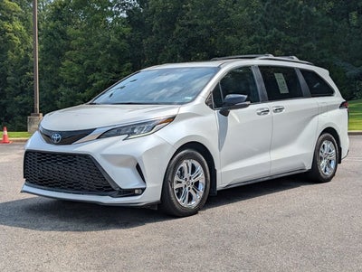 2023 Toyota Sienna XSE 25th Anniversary