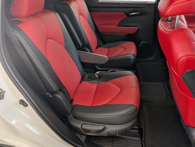 2024 Toyota Highlander XSE