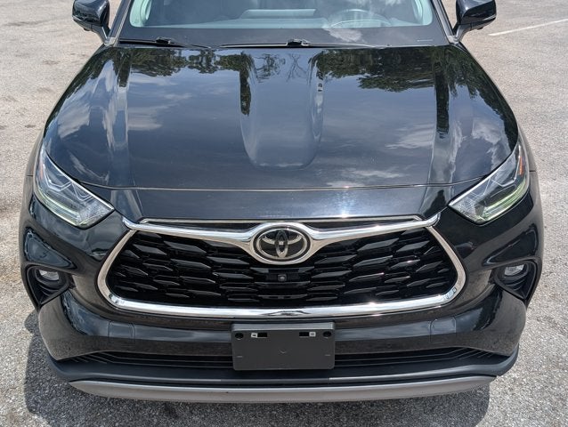 2023 Toyota Highlander Platinum