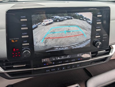 2022 Toyota Sienna LE