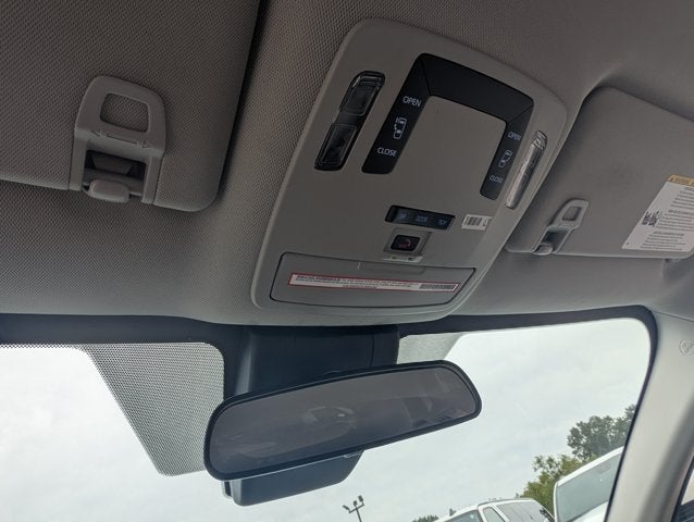 2022 Toyota Sienna LE